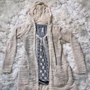 Cream Cardigan & Lace Tank Top Bundle